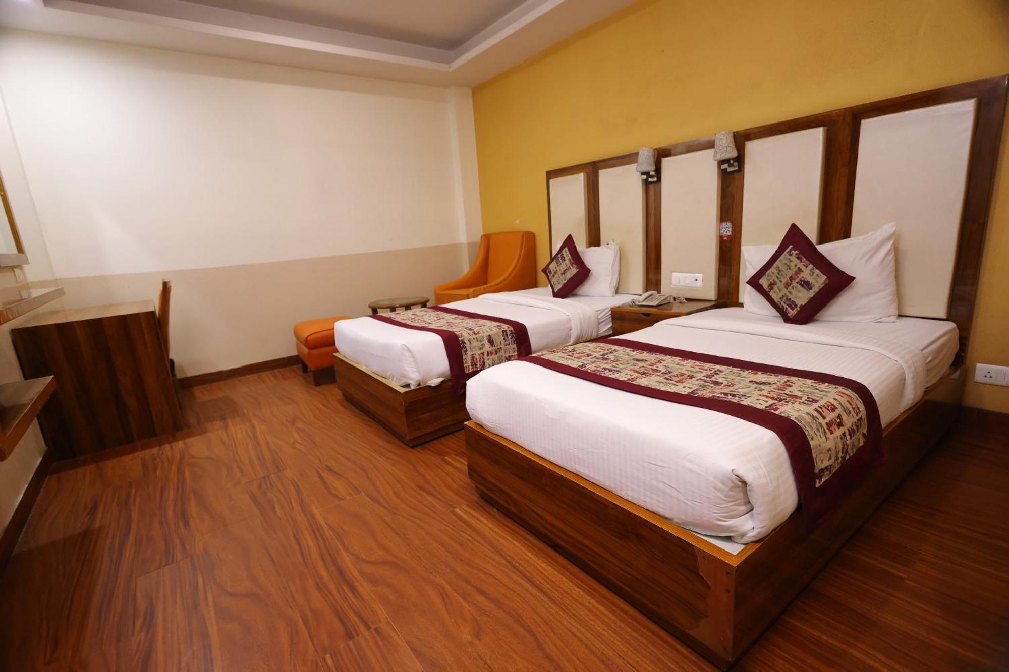 ניו דלהי Airport Hotel Ramhan Palace Mahipalpur מראה חיצוני תמונה
