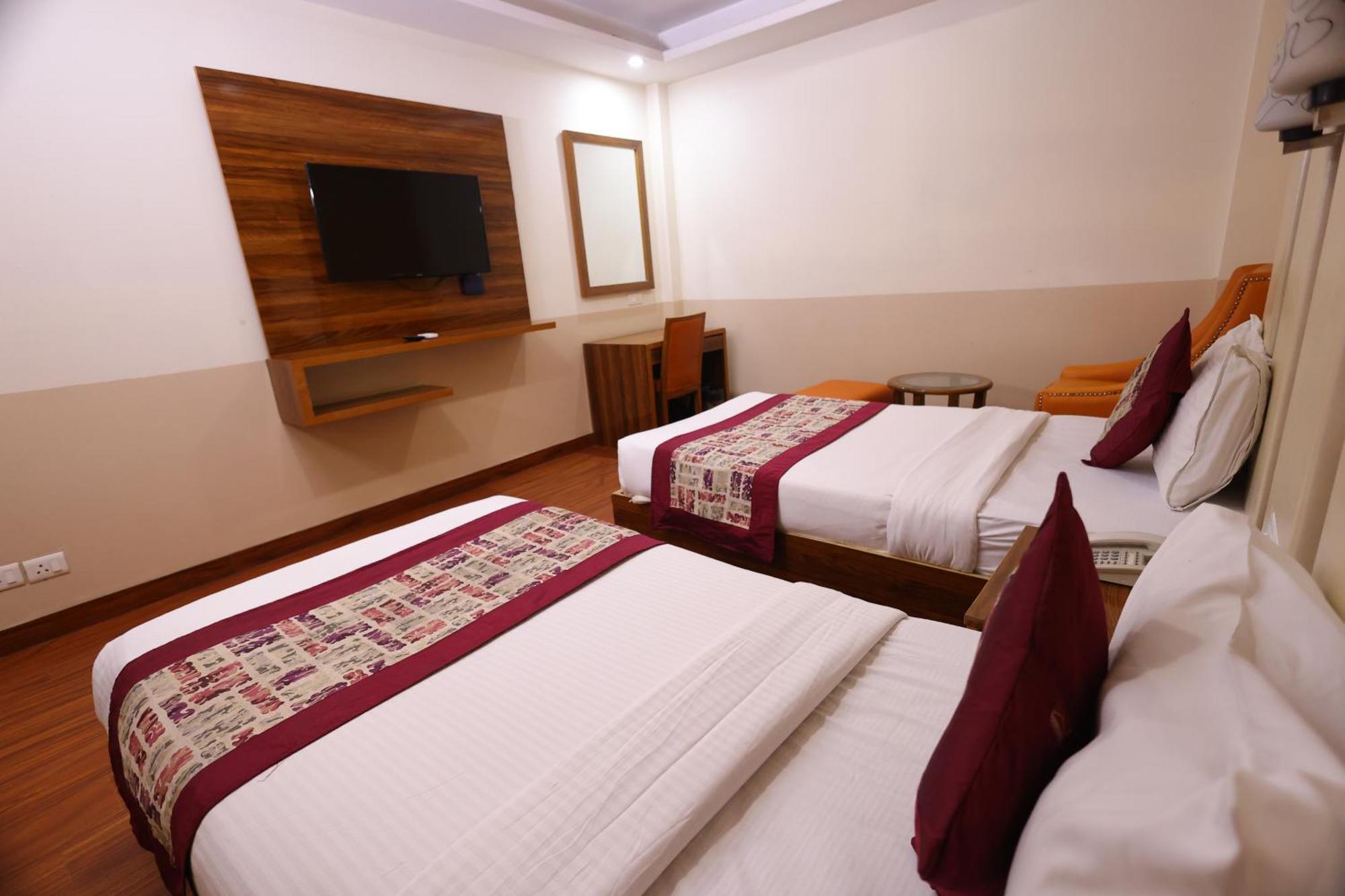 ניו דלהי Airport Hotel Ramhan Palace Mahipalpur מראה חיצוני תמונה