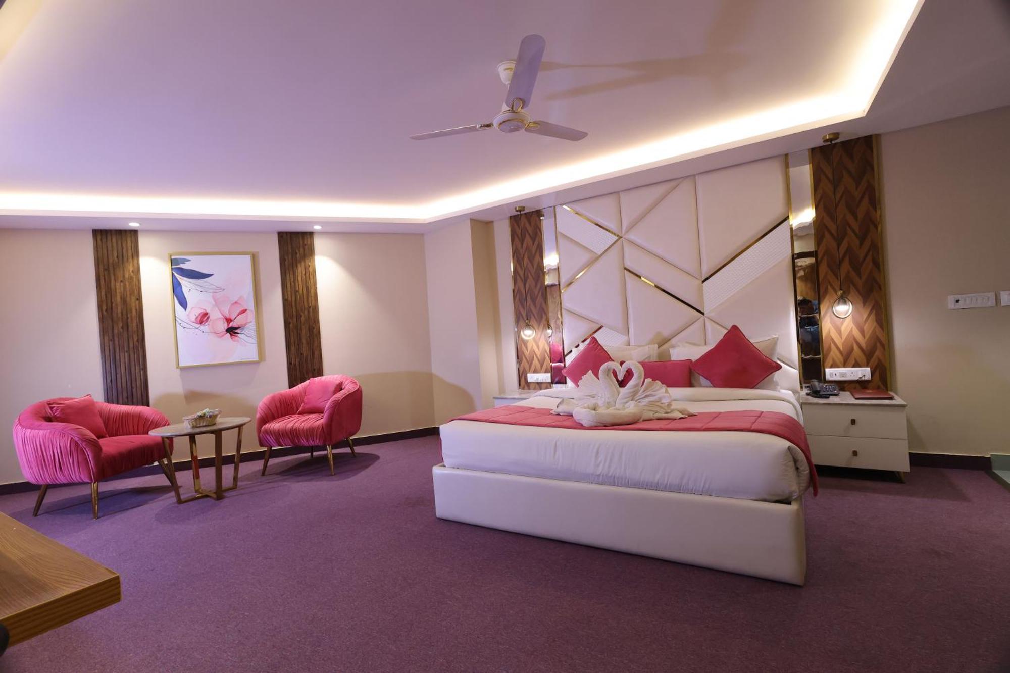 ניו דלהי Airport Hotel Ramhan Palace Mahipalpur מראה חיצוני תמונה